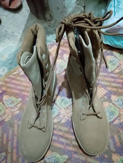 ایک جوڑا کمانڈو شوز نیو کنڈیشن جھنگ سیداں اسلام آباد