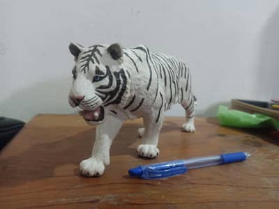 Tiger Toy - Plastic