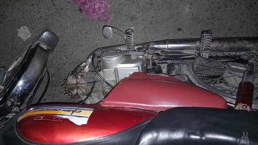 Star China 70cc bike red colour hain