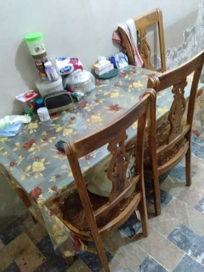 4x Seater Dining Table with Glass Top