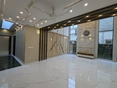 1 Kanal Double Storey Ultra Modern Style Luxury Stylish House Available For Sale In Valencia Town, Lahore By Fast Property Services Real Estate And Builders (21 Marla )