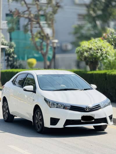 Toyota Corolla Altis 2015