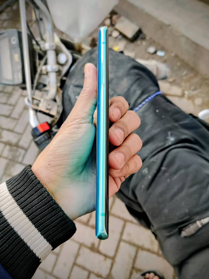 OnePlus 8 mint condition 1