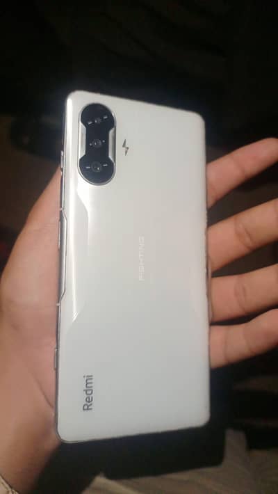 Redmi k40 12/256 full gaming device