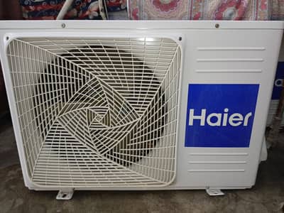 Haier 1 ton non inverter in mint condition