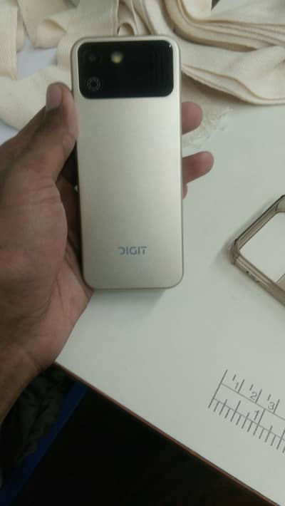 DIGIT RED ONE 4G DIVISE