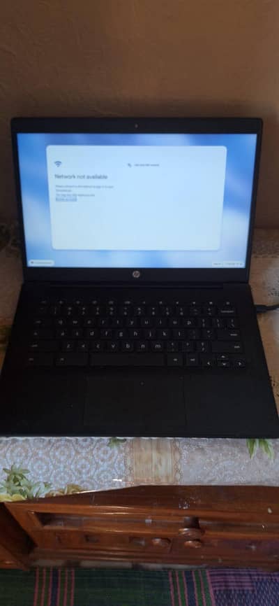 HP Chromebook 4GB with 64 Rom