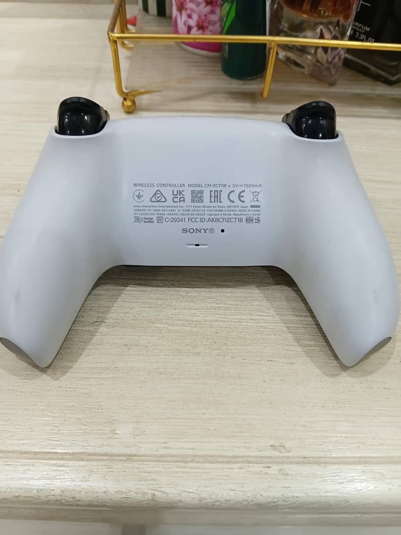 Ps5 original controller 10/10 condition 1