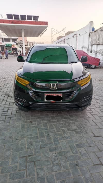Honda Vezel Hybrid 2015 | Z Sensing | 2018 Facelift | Non Accident