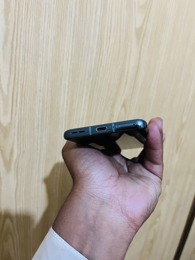 One plus 9pro 12+256 1