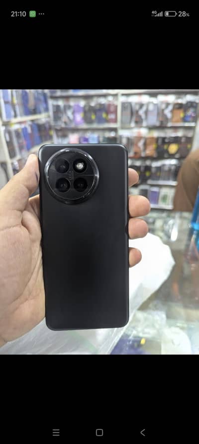 civi 4 pro 12 512 gb Non pta 3.5 month sim time available. . . . .