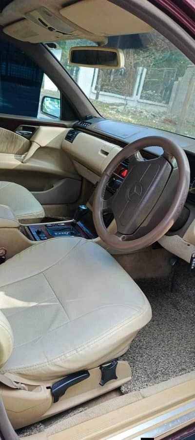 Mercedes W210 E230   Contact on whatsapp only (03455517434)