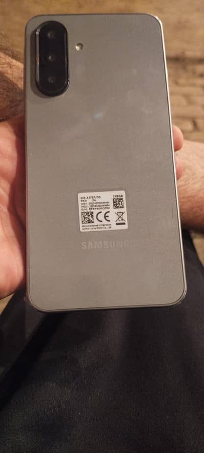 Samsung A17 10 by 10 use 45 din