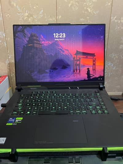 Asus ROG Strix Scar 16 i9 13980 Rtx 4080 Mini Led 240Hz