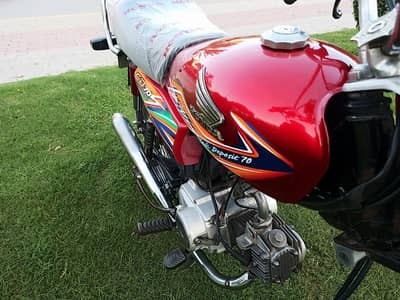 Honda cD 70 2020 Ka model Hai Lahore Registration