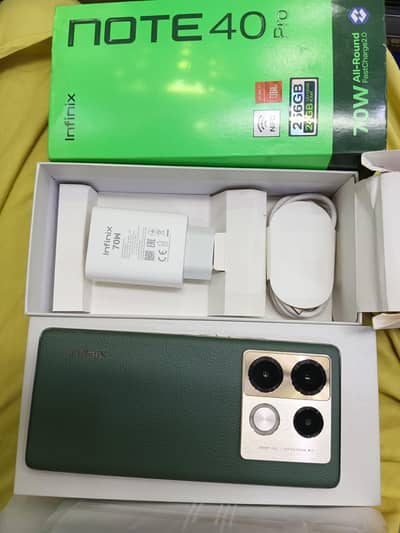 infinix note 40 pro full box (03000242699)