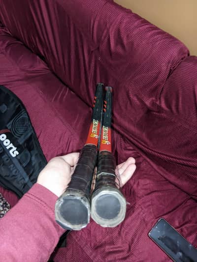 Teeloon tennis  rackets - ( 2 piar) (4 rackets )good condition