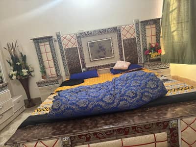 king size bed and with matres