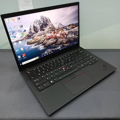 Lenovo X1 carbon i7 8th gen 16gb 512gb