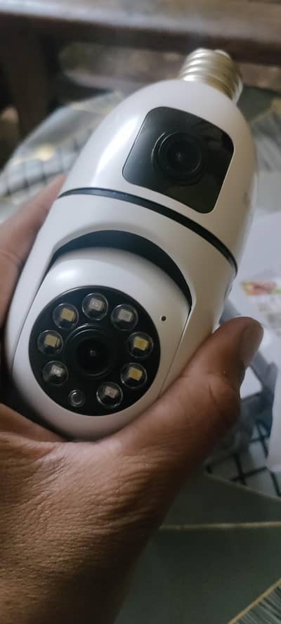 Duel lens WiFi Bulf Mobile Control Camera