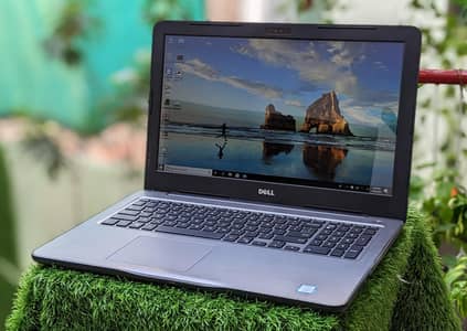 Dell - i7 7th Generation | 4 GB Dedicated Graphics | 8 GB DDR4/256 SSD