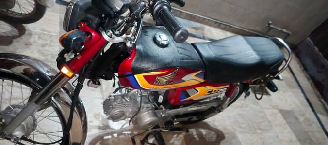 Honda cd 70 2024/2025 model