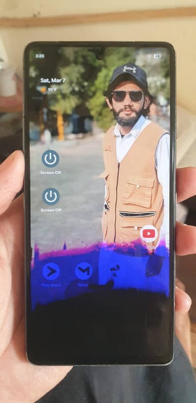 Pixel 7 Pannel Apke samny h