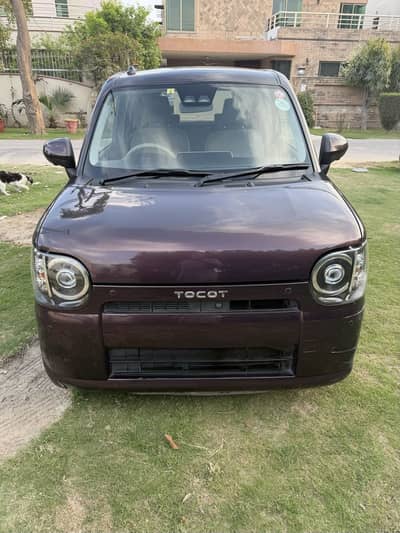 Daihatsu Mira Tocot
