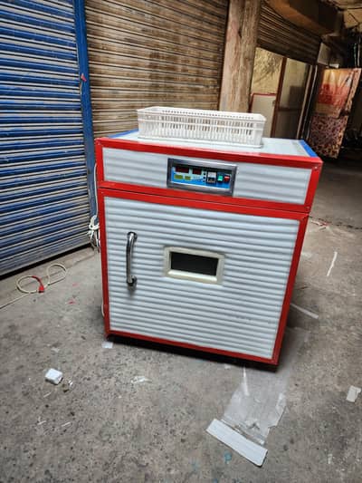 Fully automatic incubator 24 eggs to 2 lac eggs capacity