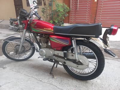 Honda125 - euro 2 - 13 model - lahore - Sanda road