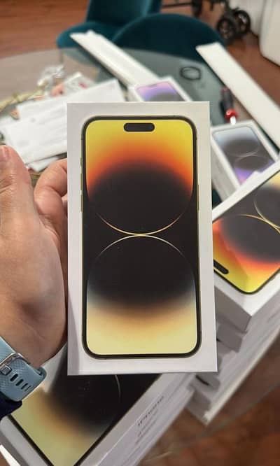 iphone Xsmax 11,12,13,14,15,16, 17 Pro Max available on instalment