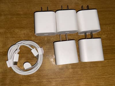 Apple Chargers 20W.       iPhone 12,13,14,15,16,17