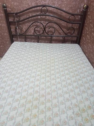 iron bed