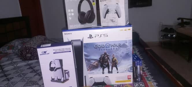 PS5 New GOW Ragnarok Edition+2 Controller+Headphone +Cooling Stand