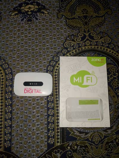 Zong 4g device new model type C charger pin hai new condition hai