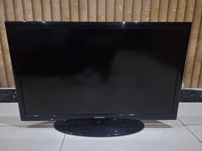 Samsung 32-inch LED model UA32D4003B