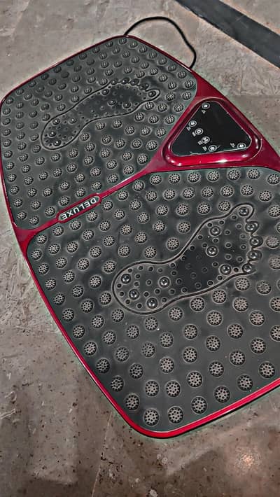 Deluxe Body Slimming Plate Massager Home & Gym. . .