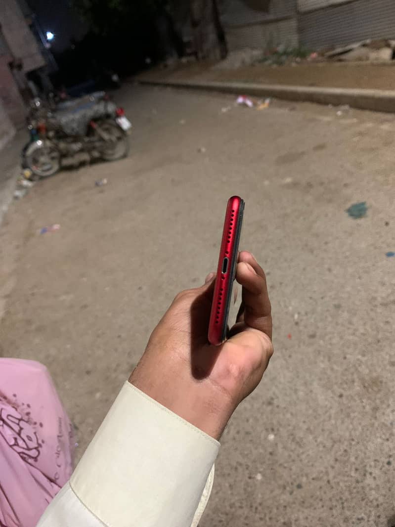 iPhone 8 Plus 4