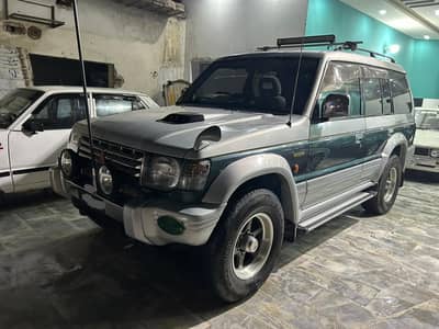 Mitsubishi Pajero V6  1995 Total Genuine