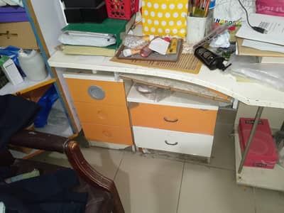 bed set, computer table , cubed