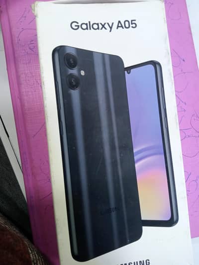 Samsung A05 6gbram 128storage complete box cable