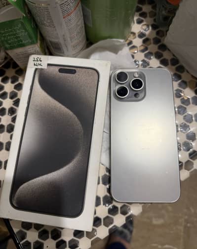 IPHONE 15 Pro Max 256GB HK