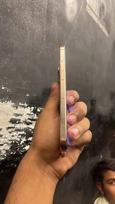 Iphone 16 pro max factory unkock 256