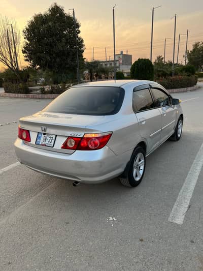 Honda city IDSI New shape