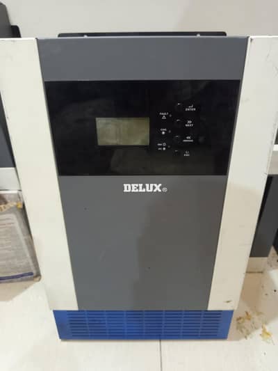 delux hybrid solar inverter