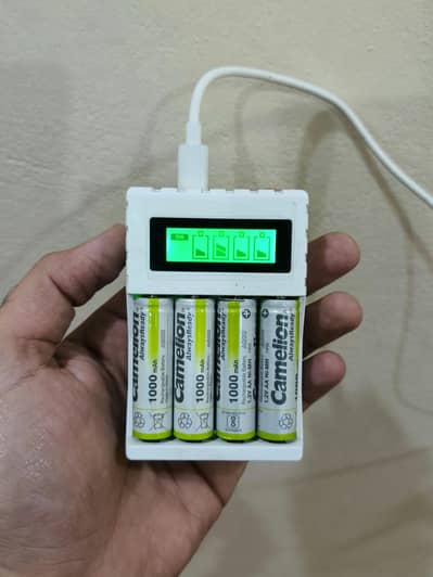 AAA & AA Digital Battery Charger