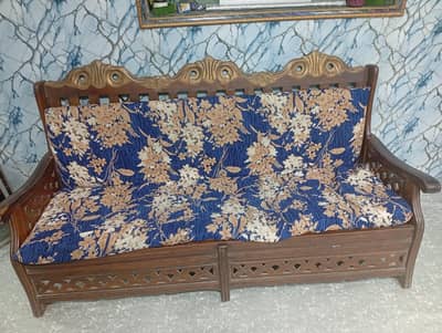 sofasetsale/sofa set/condition 8/10/Price negotiable