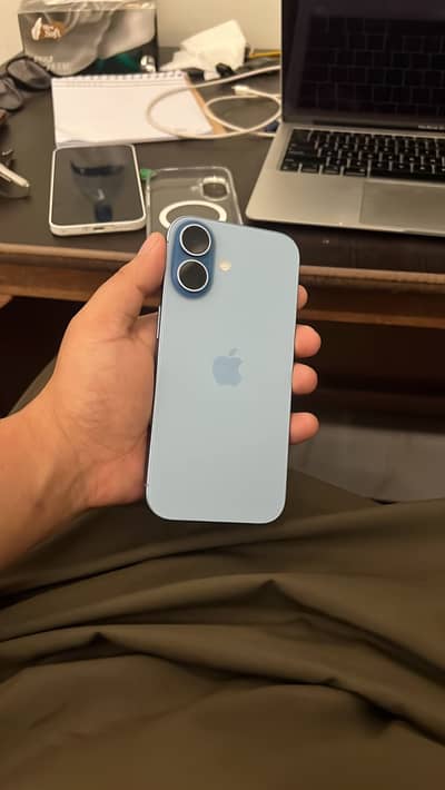 iPhone 17 256GB Blue