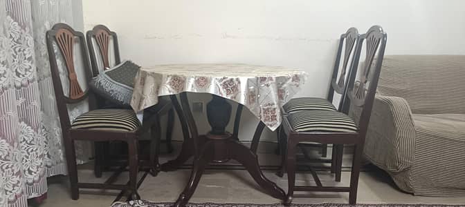 4 Seater Dining Table