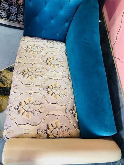 Dewan beautiful color and fabric